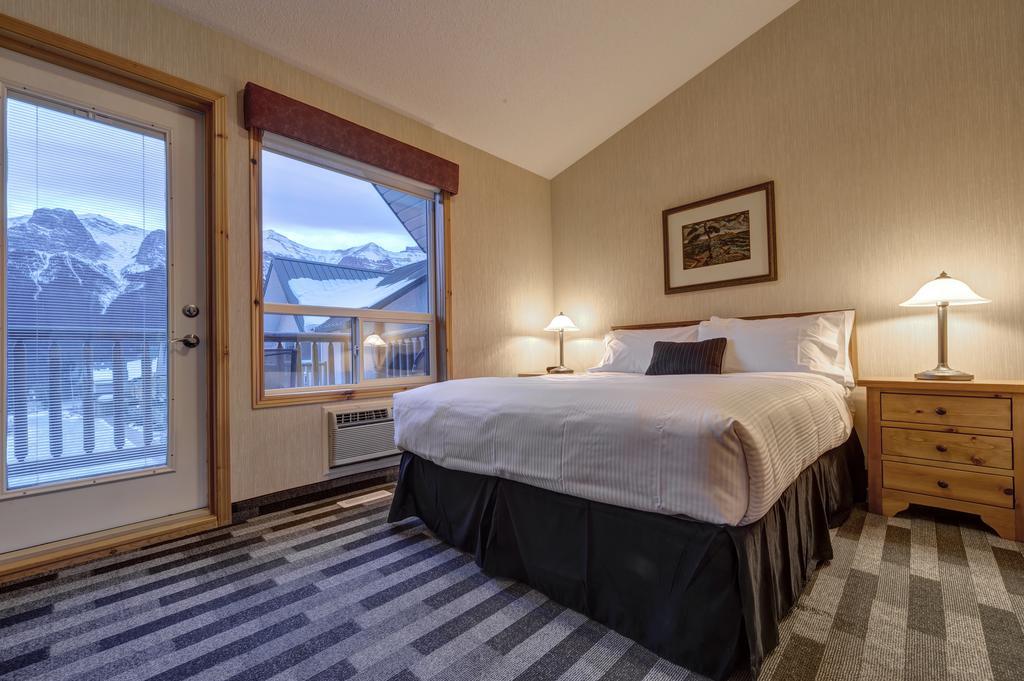 Inn Of The Rockies 坎莫尔 客房 照片