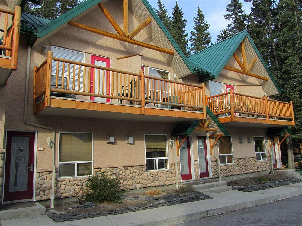 Inn Of The Rockies 坎莫尔 外观 照片