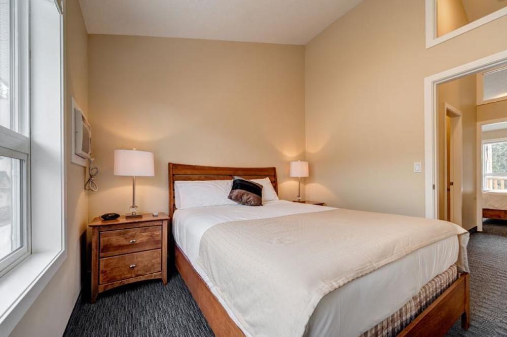 Inn Of The Rockies 坎莫尔 外观 照片