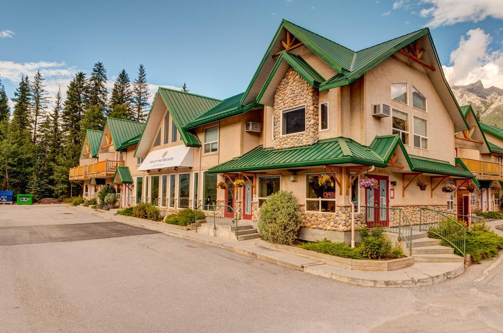 Inn Of The Rockies 坎莫尔 外观 照片