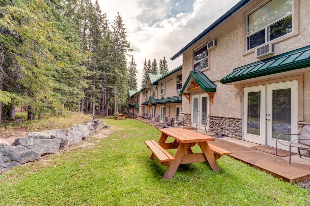 Inn Of The Rockies 坎莫尔 外观 照片